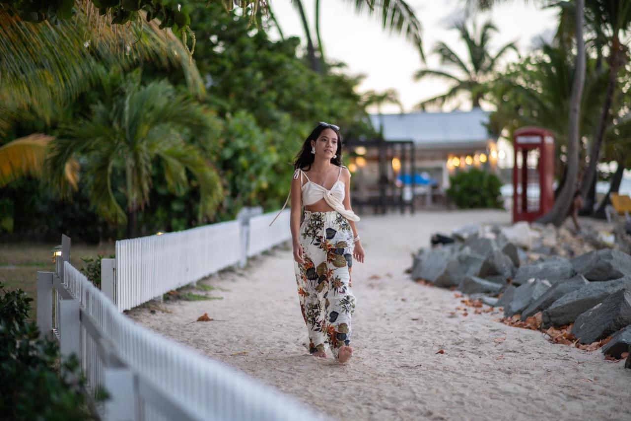 Antigua Village Beach Resort Dickenson Bay Exterior foto