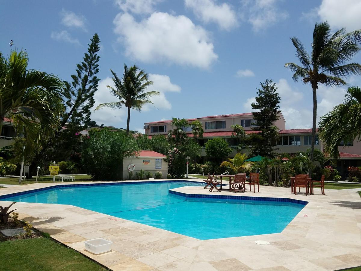 Antigua Village Beach Resort Dickenson Bay Exterior foto